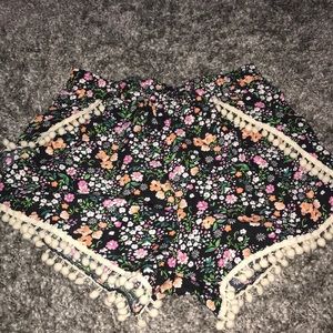 floral stretchy shorts